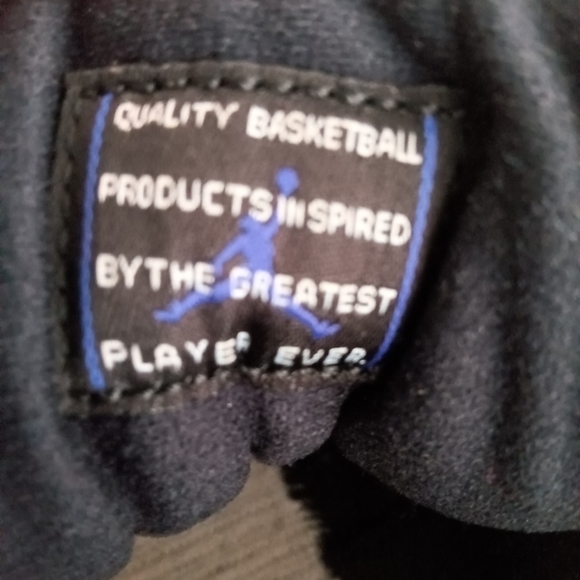 Retro Space Jam 2016 - Jordan 11 - Picture 7 of 9